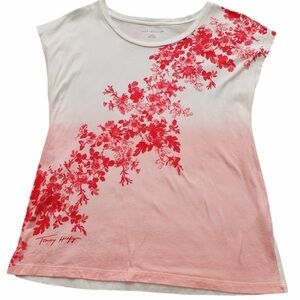 Ladies Tommy Hilfiger floral Tee size Medium